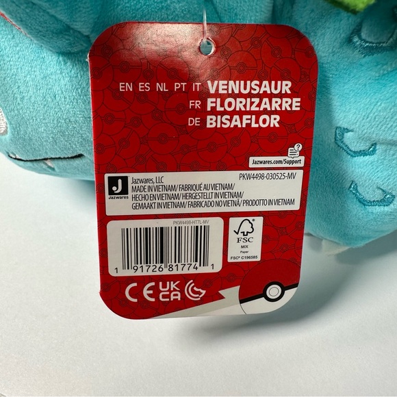Pokemon Venusaur Plush - Green, Red, Blue - Picture 6 of 6